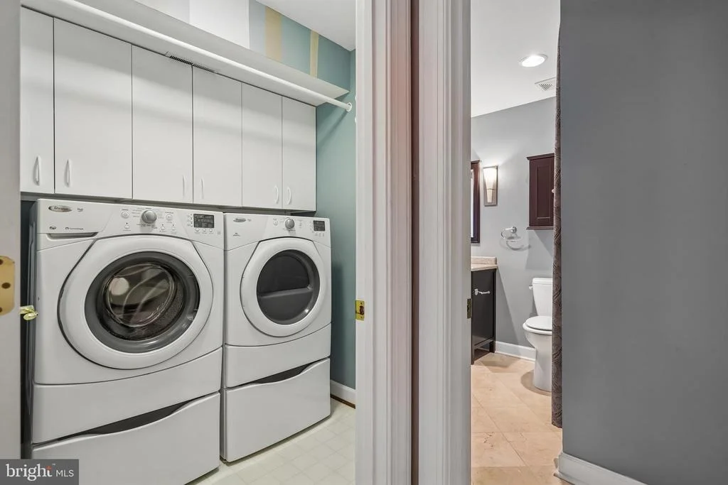 Photo of 43081 BINKLEY CIRCLE