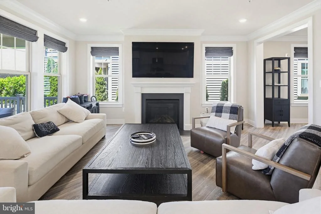 Photo of 8693 SATINWOOD DRIVE