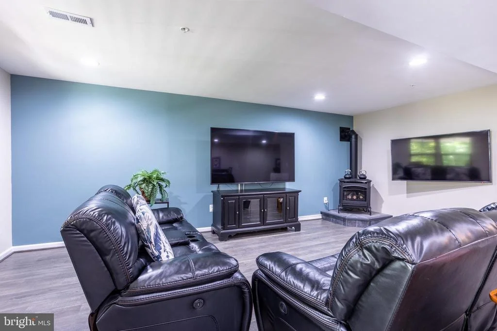 Photo of 6486 PARK FOREST CIRCLE
