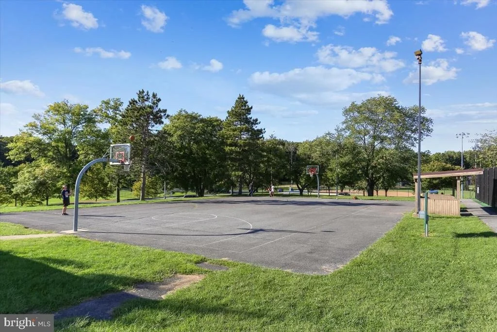 Photo of 2105 WALKING CREST COURT