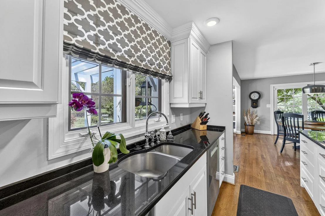Photo of 23559 PARSONS ROAD