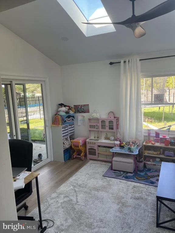 Photo of 2 LEE COURT