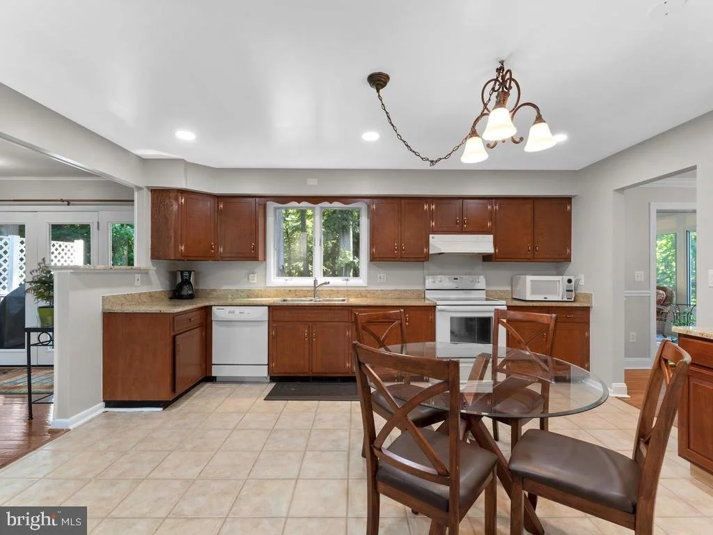 Photo of 2106 MOUNT HEBRON DRIVE