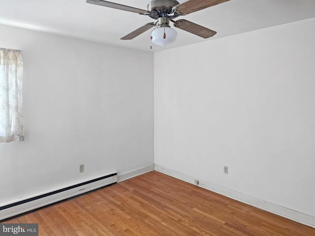 Photo of 105 LAKEVIEW DRIVE