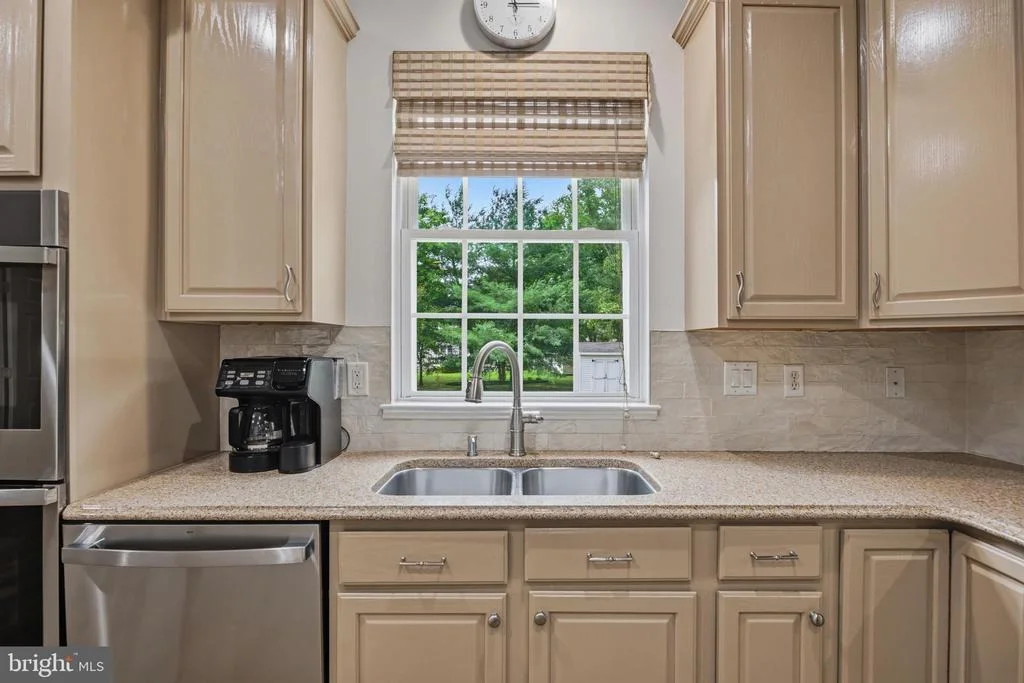 Photo of 2416 VALLEY BROOK LANE