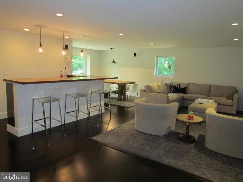 Photo of 9906 MCINTOSH DRIVE
