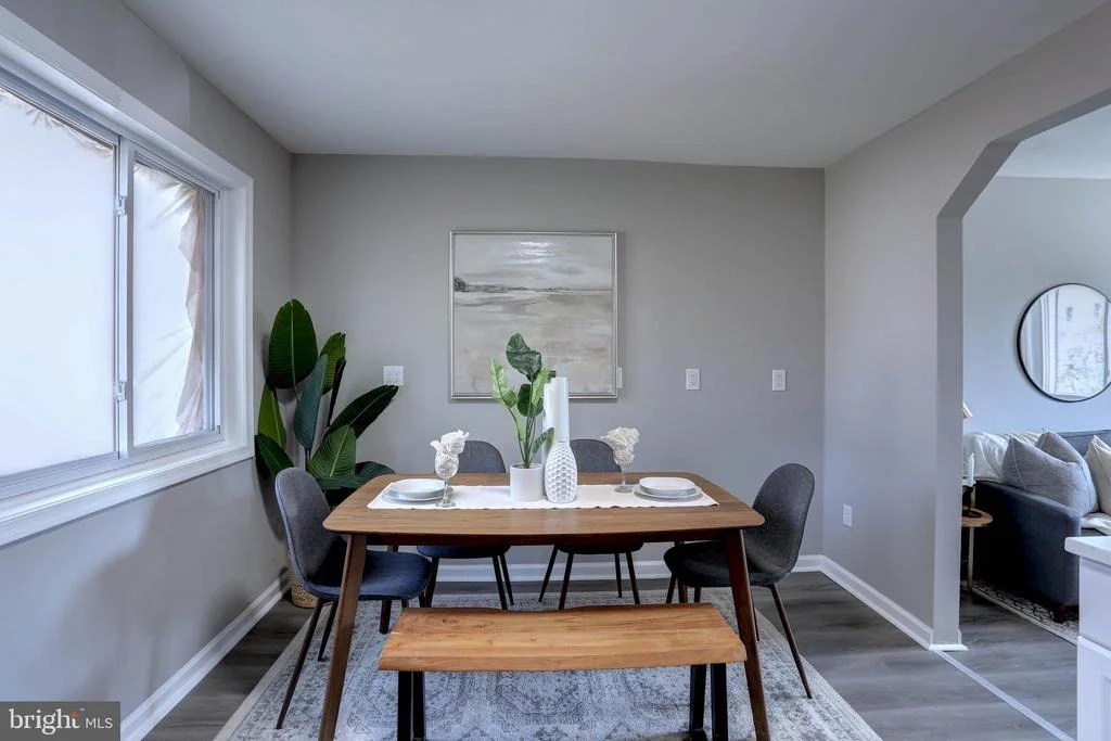 Photo of 416 MEADOW ROAD