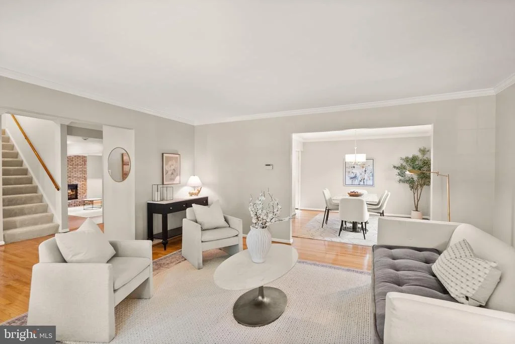 Photo of 8906 TAILCOAT COURT