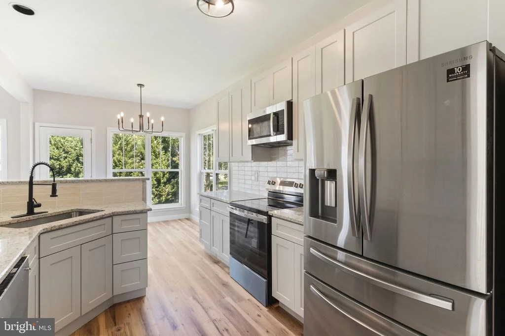 Photo of 203 FOREST AVENUE