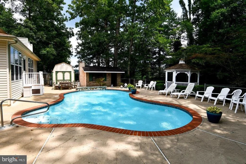 Photo of 3203 RIVERVIEW DRIVE