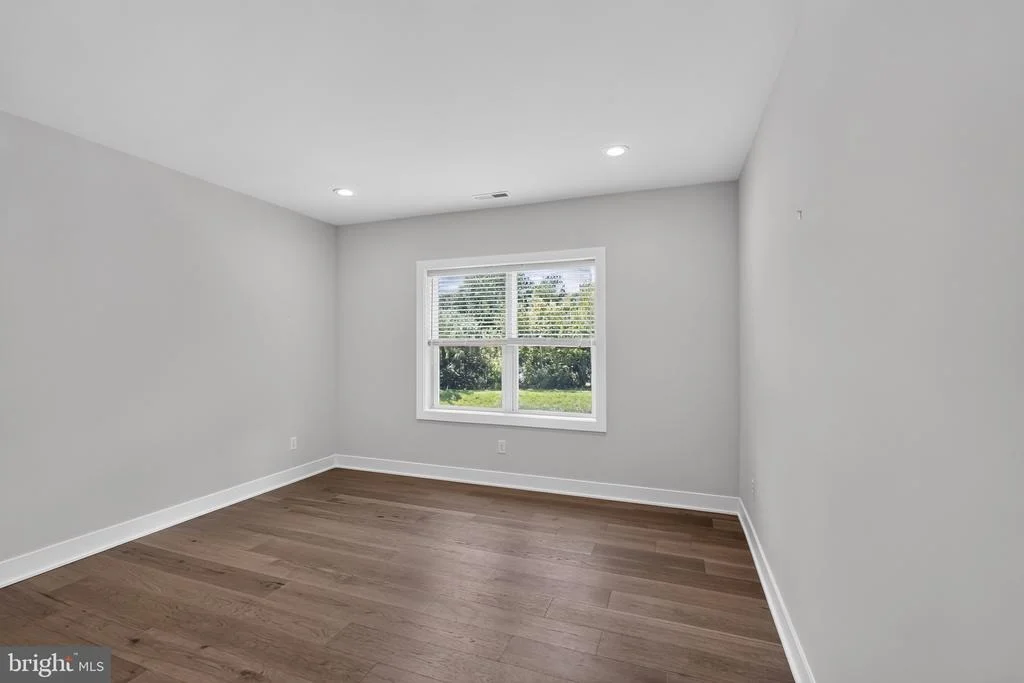 Photo of 127 ALROY ROAD