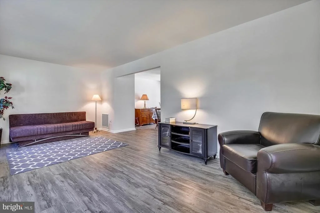 Photo of 1109 KERSEY ROAD