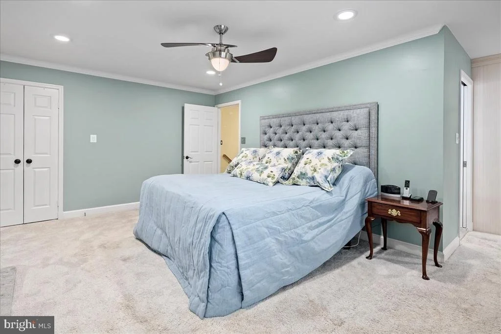 Photo of 9426 MOUNT VERNON CIRCLE