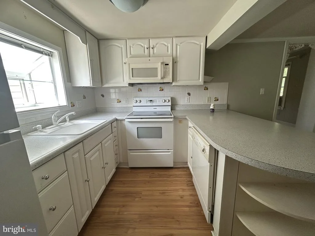 Photo of 4869 BAR NECK ROAD