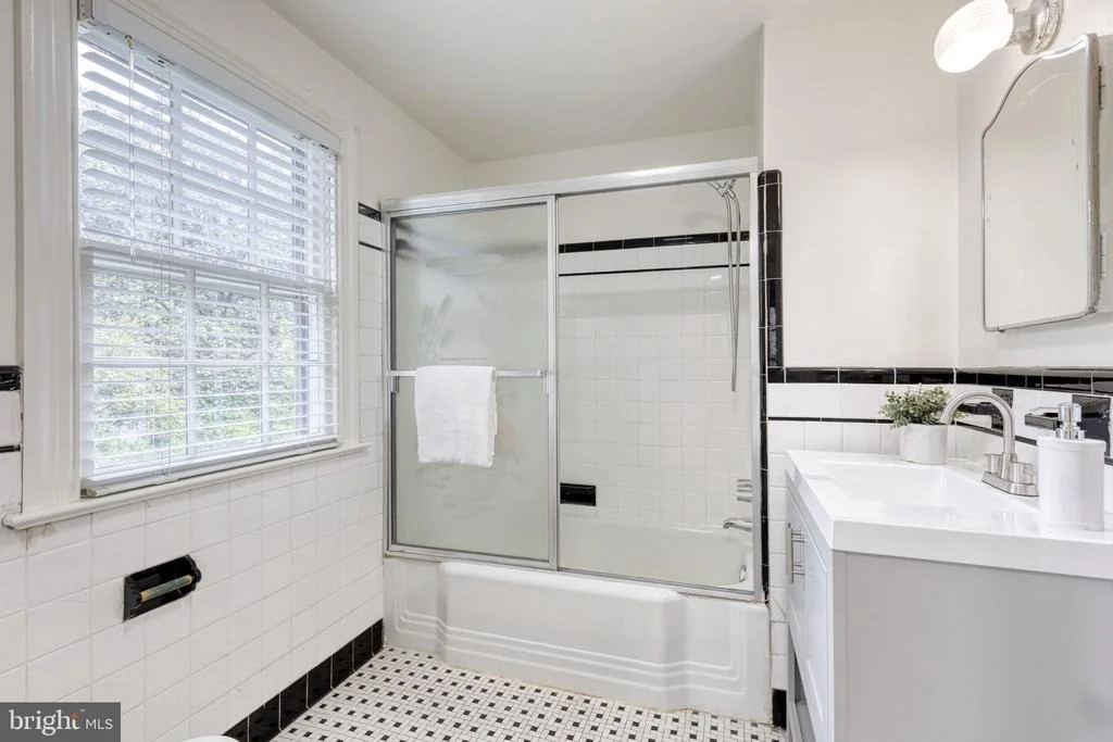 Photo of 4606 DREXEL ROAD
