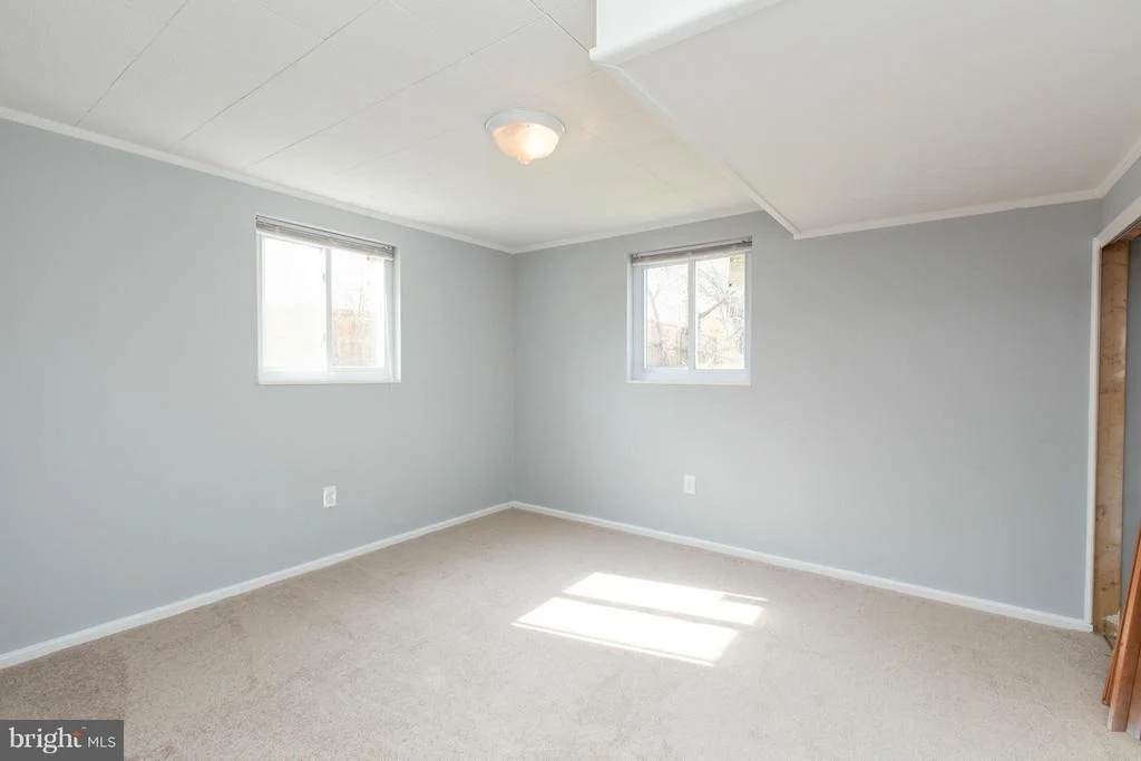 Photo of 1502 JAMES STREET