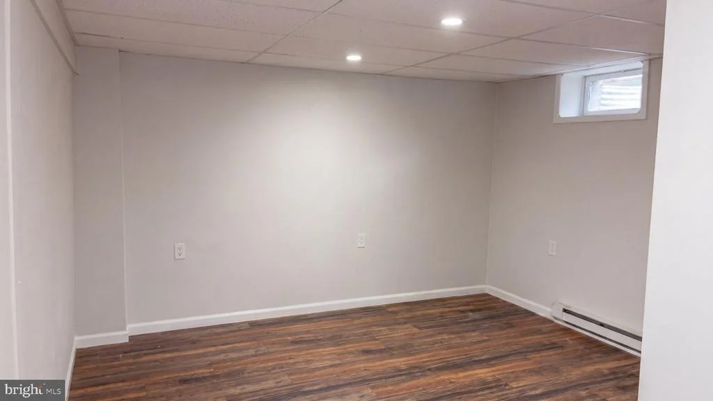 Photo of 1673 BROAD LANE
