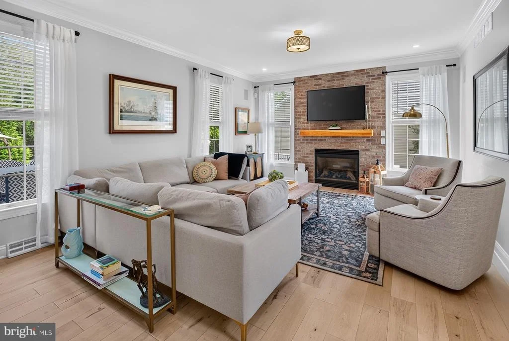 Photo of 6 WELLINGTON PLACE