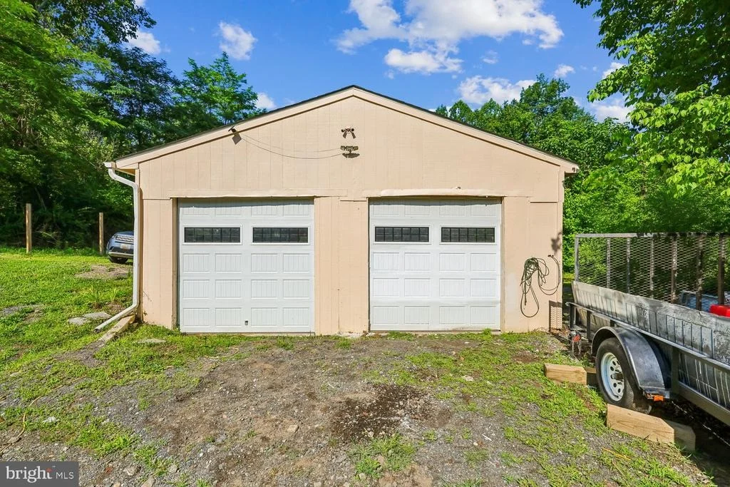 Photo of 19104 CHANDLEE MILL ROAD