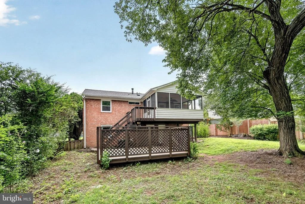 Photo of 4016 MAPLETON DRIVE