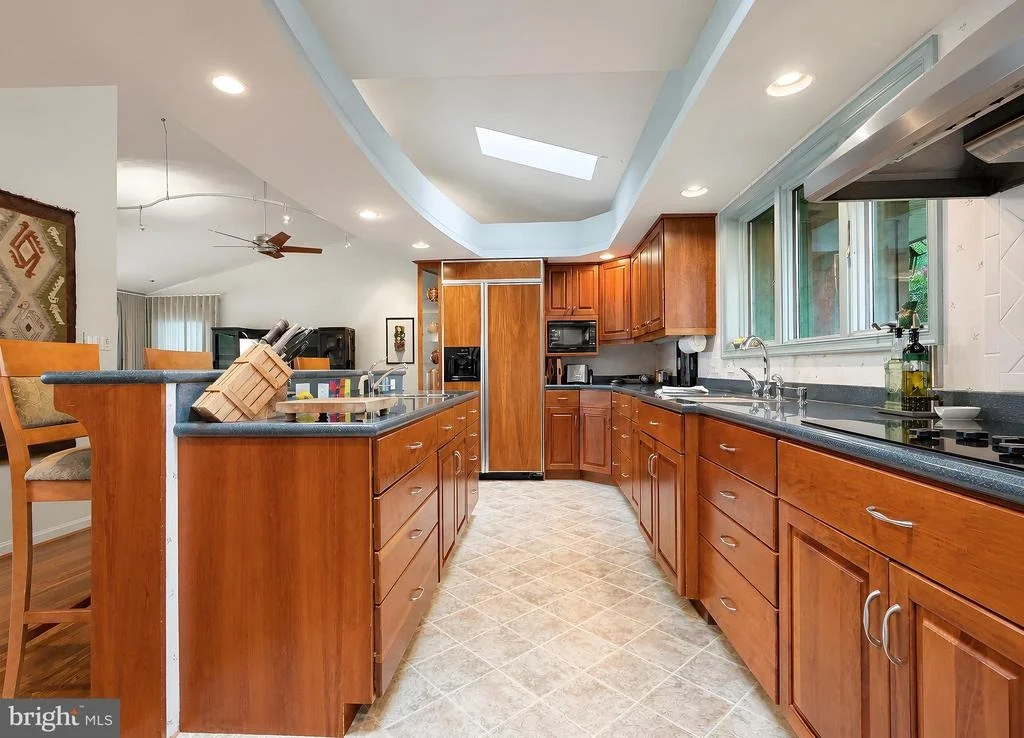 Photo of 2662 MARTHAS WAY