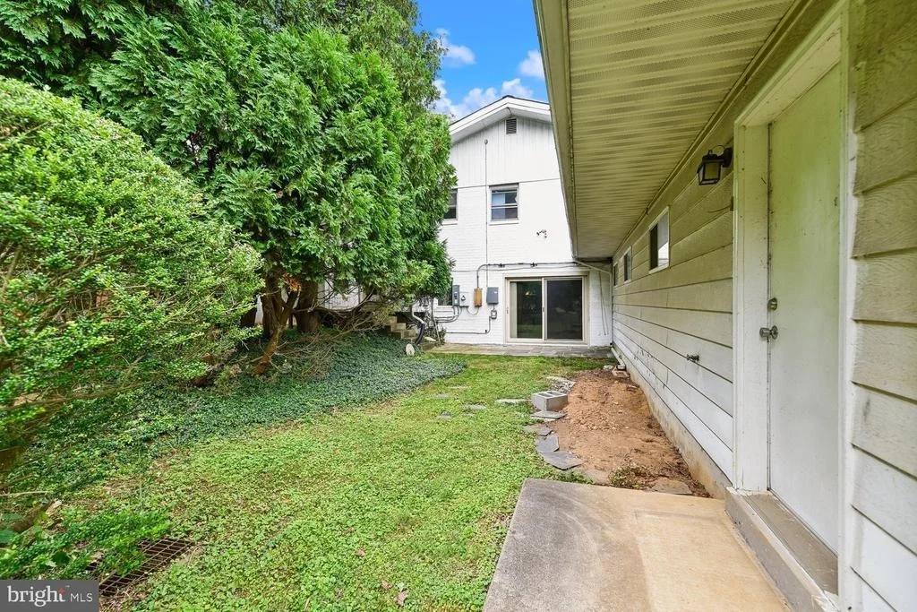 Photo of 7933 STEVENSON ROAD