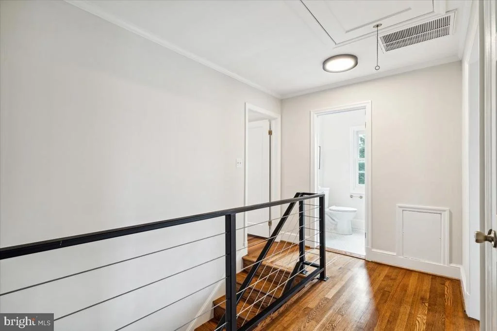 Photo of 900 ROSEMONT AVENUE