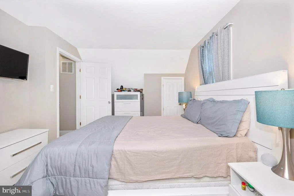Photo of 2213 BRETON DRIVE