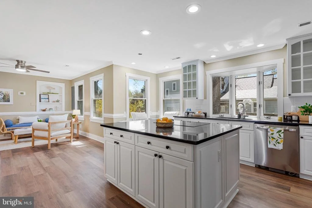 Photo of 1268 HAYES ROAD