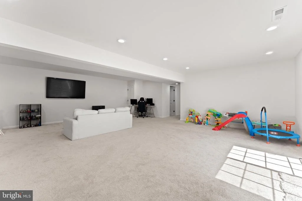 Photo of 3731 BREAKNOCK ROAD