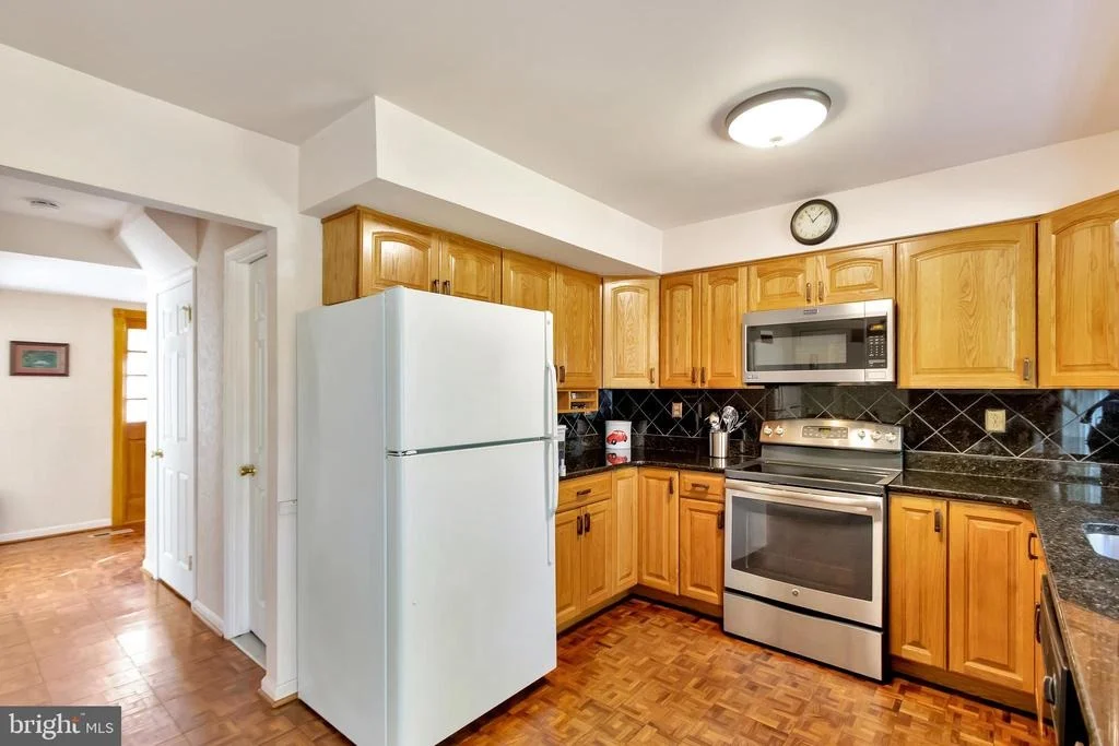 Photo of 14040 BREEZE HILL LANE
