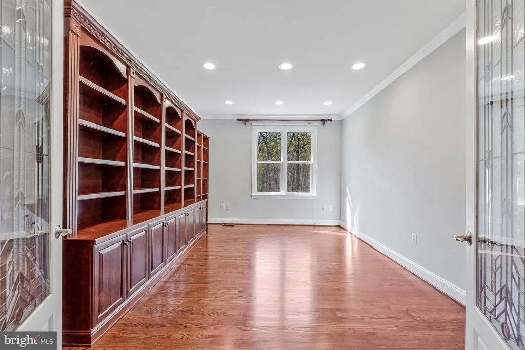 Photo of 8611 BROOK ROAD