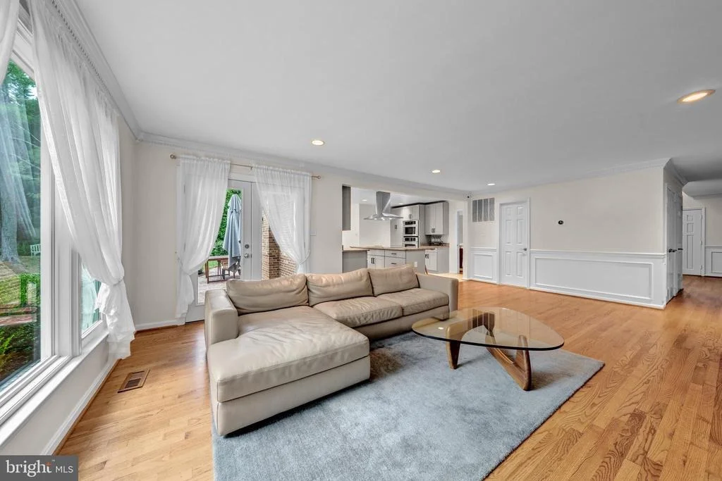 Photo of 1077 SPRING HILL ROAD