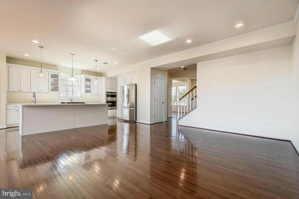 Photo of 25008 OAK DRIVE