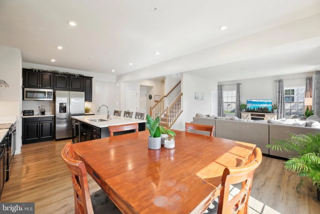 Photo of 231 PICKETT STREET