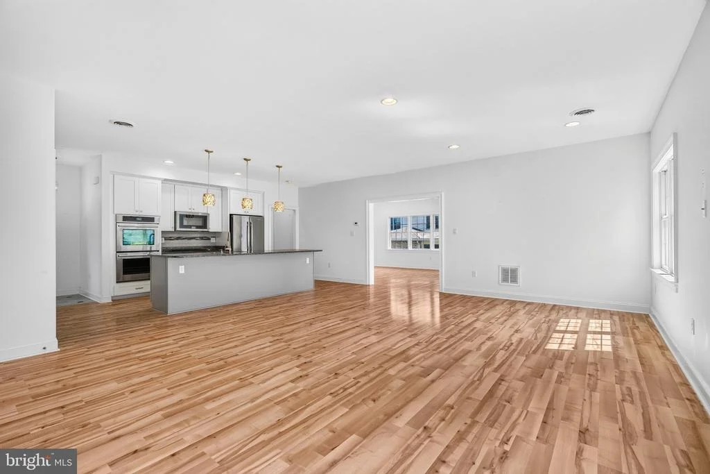 Photo of 19419 AMETHYST DRIVE