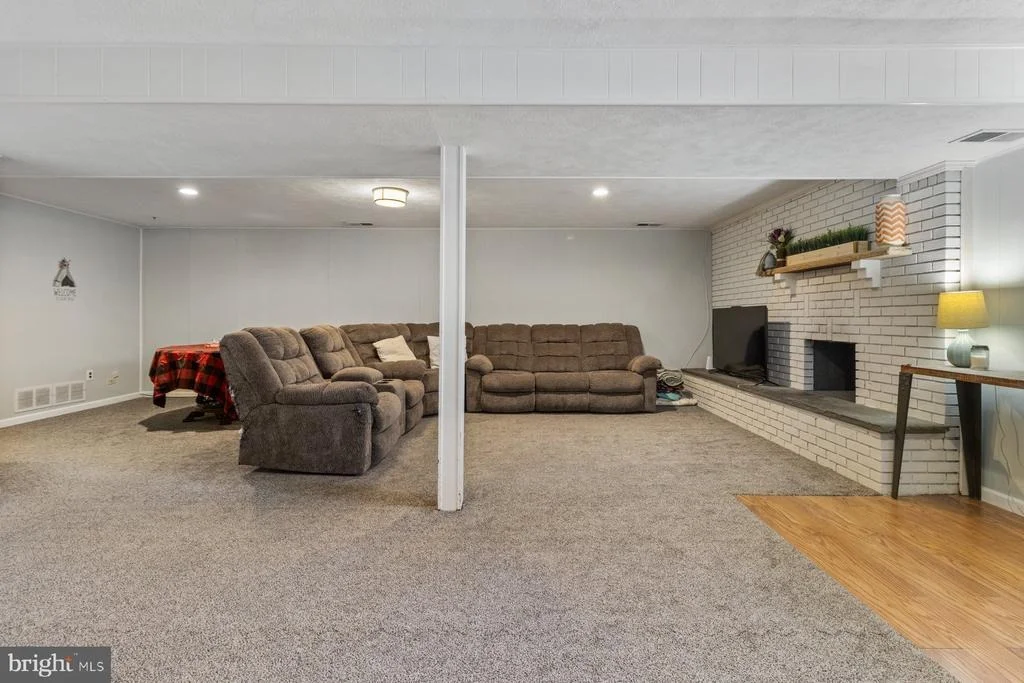 Photo of 5844 TIMBERVIEW DRIVE
