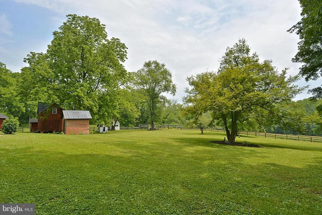 Photo of 315 ASHTON ROAD