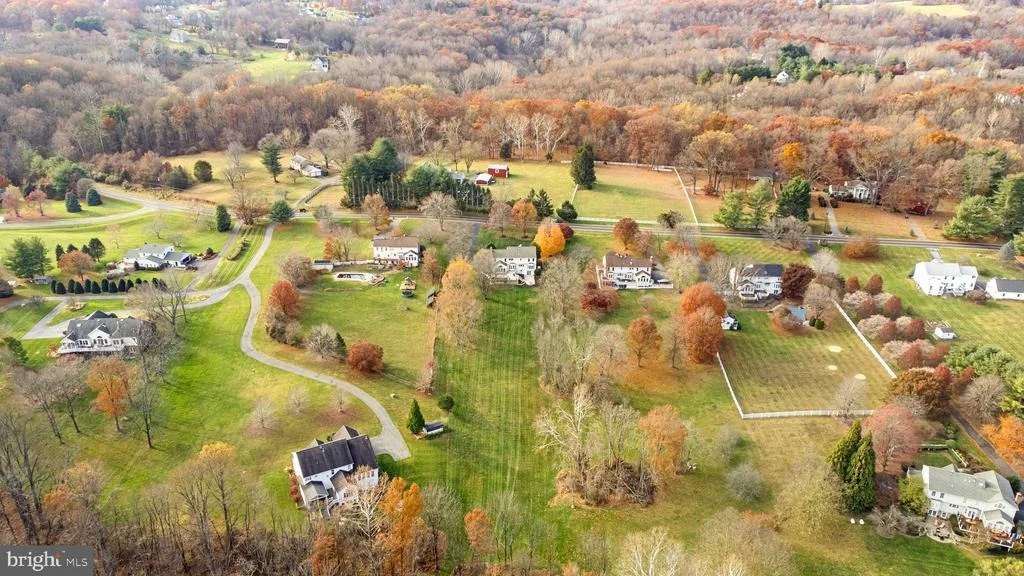 Photo of 9716 HUNTMASTER ROAD