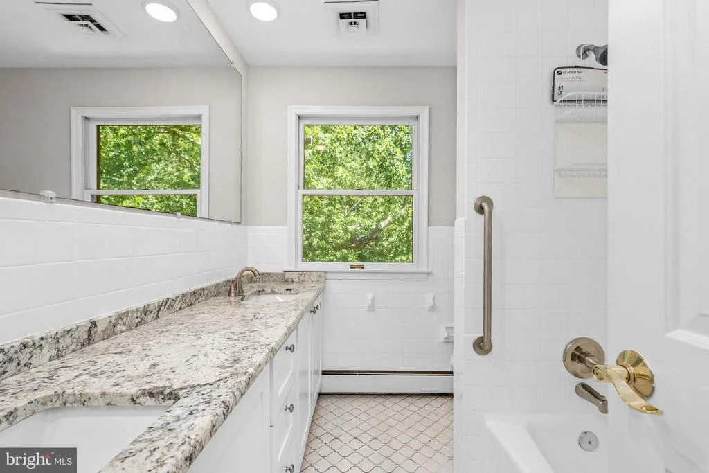Photo of 6510 HORSESHOE ROAD