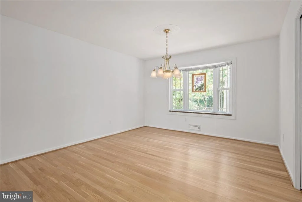 Photo of 9210 CHERRYTREE DRIVE