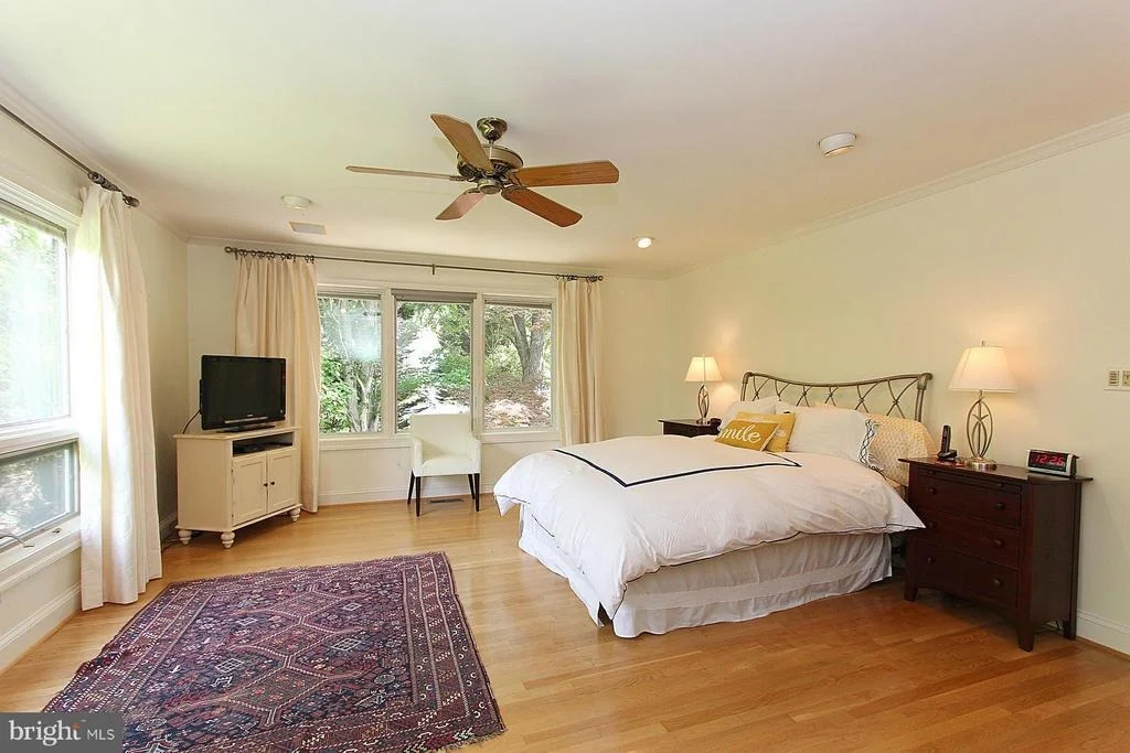 Photo of 6950 DUNCRAIG COURT