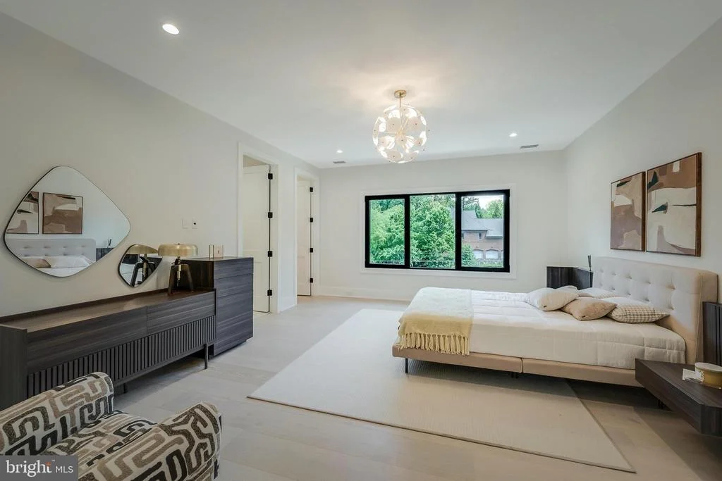 Photo of 7841 OLD DOMINION DRIVE
