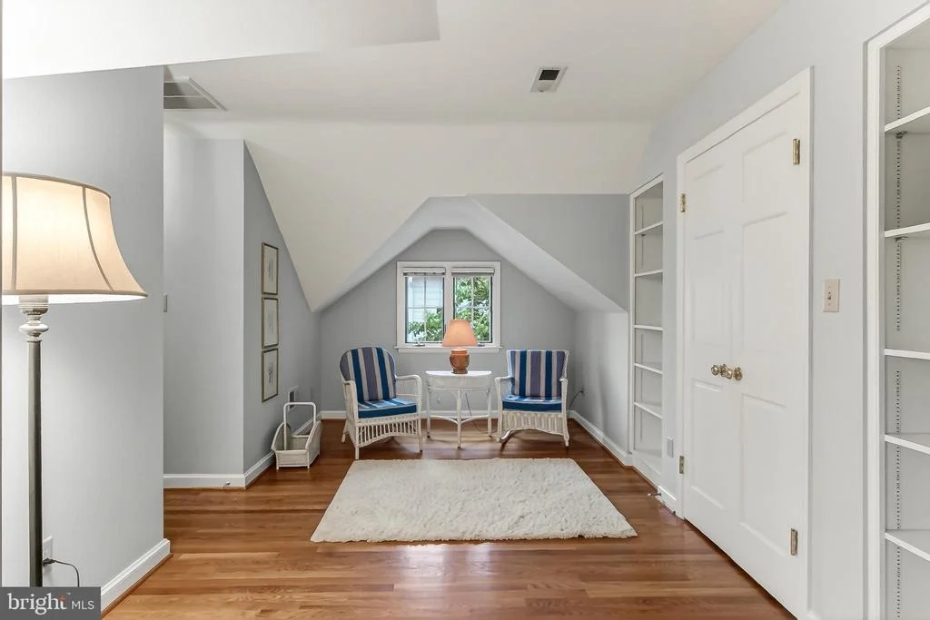 Photo of 809 ENDERBY DRIVE