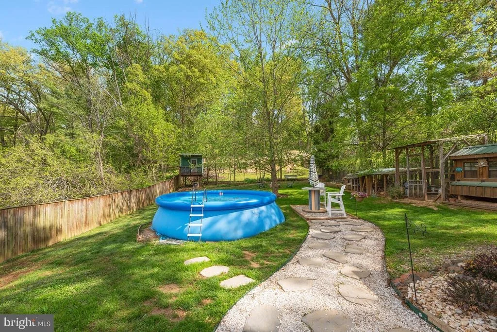 Photo of 607 REST AVENUE