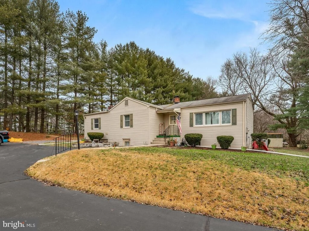 Photo of 17536 FREDERICK ROAD