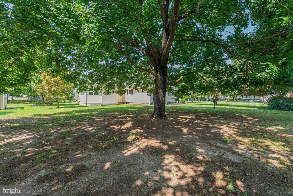 Photo of 30 LEXINGTON DRIVE