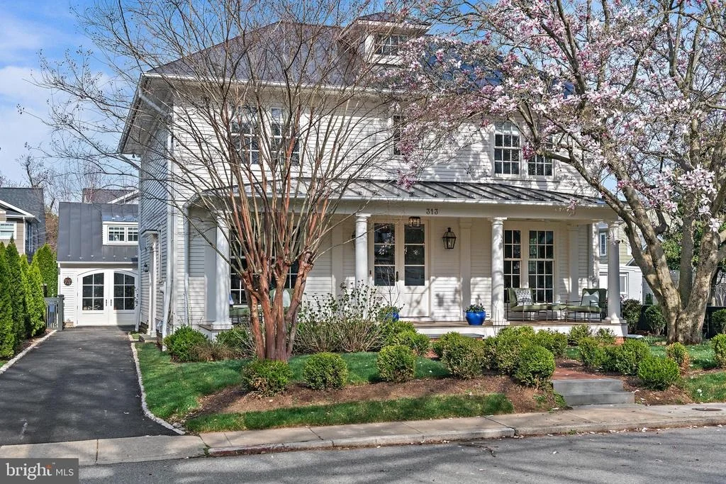 Photo of 313 WASHINGTON STREET