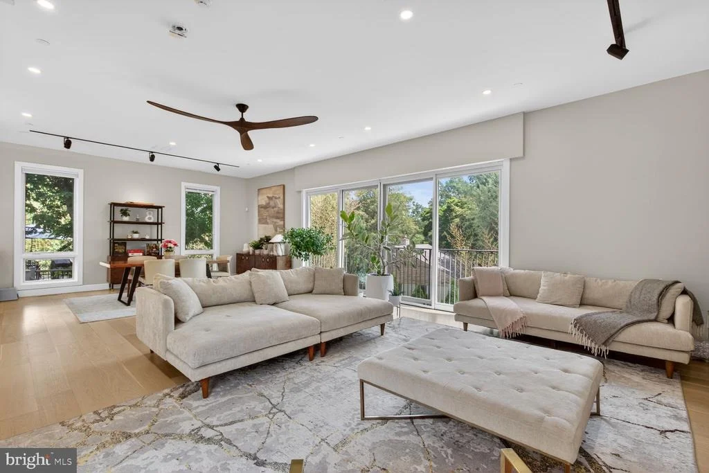 Photo of 4512 SALEM LANE NW