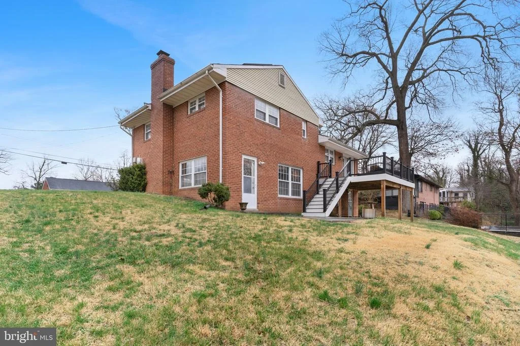 Photo of 1029 BROADVIEW ROAD